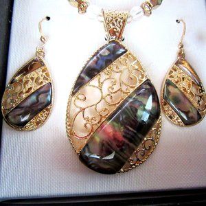 MIX IT gold tone filigree earrings & pendant necklace - acrylic art design - NIB